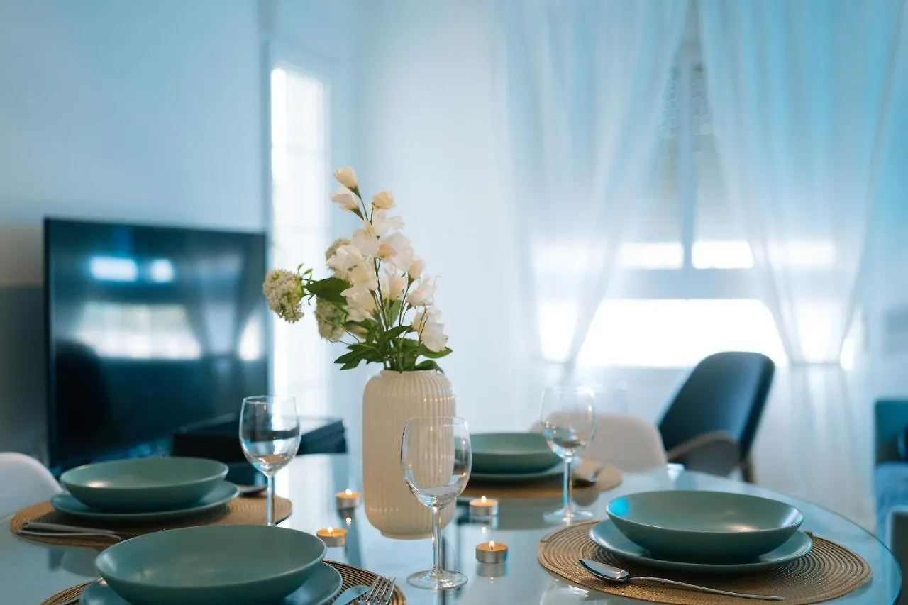 Apartment Black Level, 30M Playa, Pool, Wifi Almeria