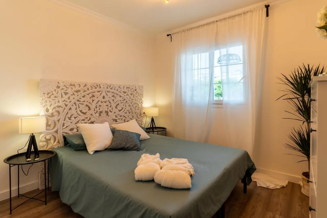 Apartment Black Level, 30M Playa, Pool, Wifi Almeria